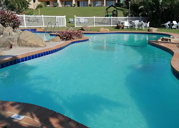Family Hotel: Secret Sands Glenmore Beach